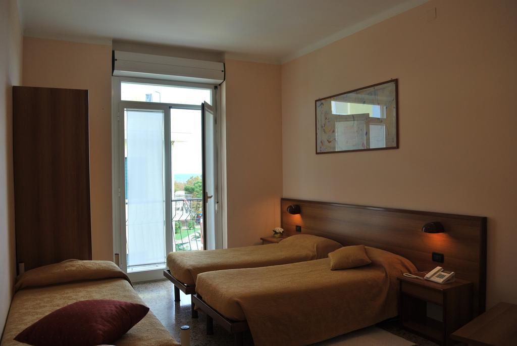 Hotel Galleano Laigueglia Quarto foto